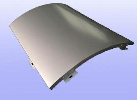 弧形铝單(dan)板