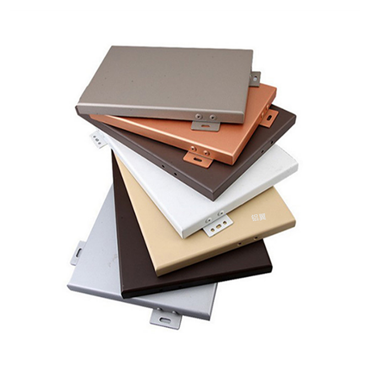 氟碳铝單(dan)板